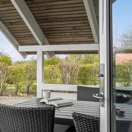 Semesterbostad Beautiful In Sydals With Kitchen